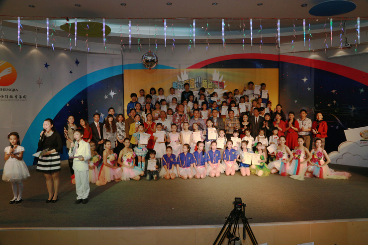 ��Сѧ��񽱺�Ӱ