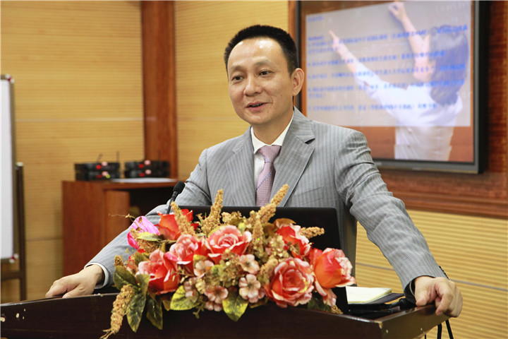 �������½�����Դ�������������ʾ�Ӣ�˲�