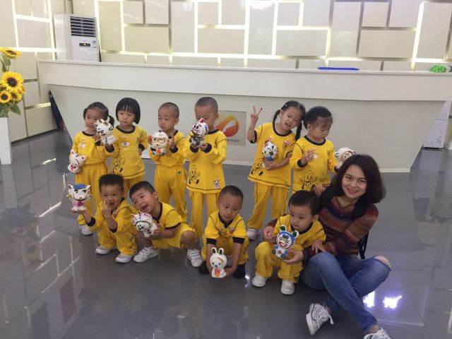 ����ָ���塰��ϲ���顪����һ������ï�׶�԰С�����ʵ���˶�����