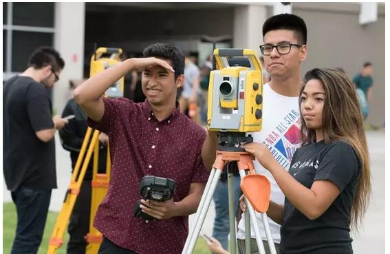 2017 �������ݲ�Ī������������ѧ���ڴ�������Ӫ California Cal Poly Pomona Make-r Innovation Program