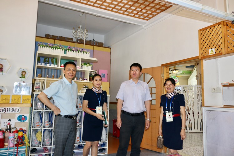 ��ů����   ��ԡ��ͯ 