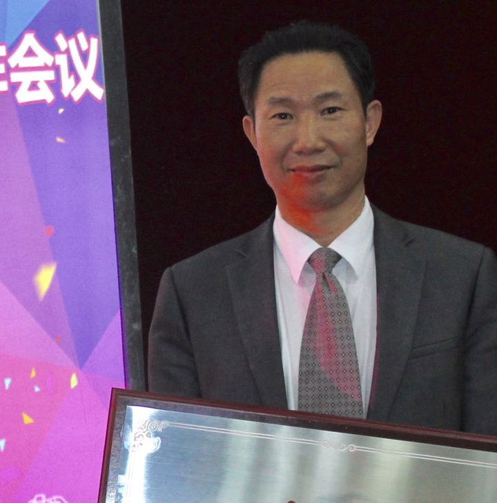   ����������  ���ʱ�һ������������ѧУ���������б�һ���������Ļ������˶�