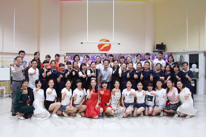 �ഺ��������ʱ������ï԰����ϯ���˶�