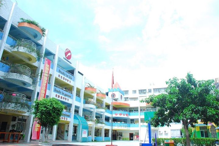 ��������˸���������ڶ��׶�԰�＾��������������