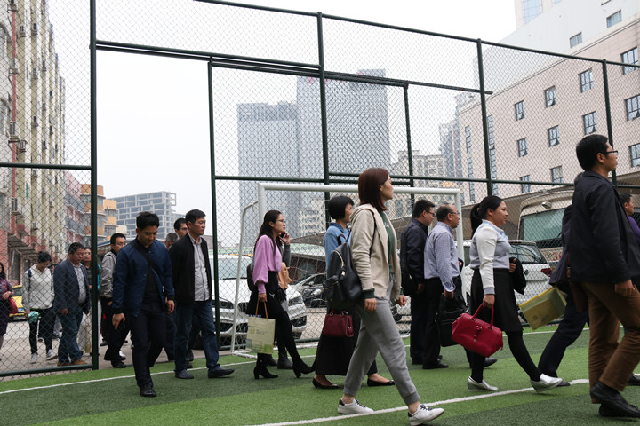 ���������ѧУУ����ְ�ʸ���ѵ��ѧԱ��У���п���