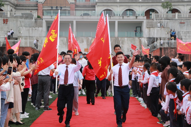 ���죬�����߿���