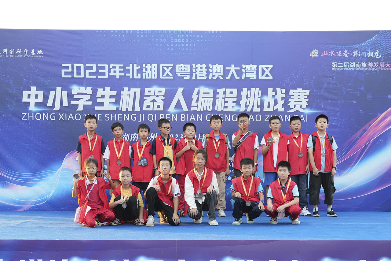 �÷���ᾫ����Լ���ƴ���ѧ����һ��